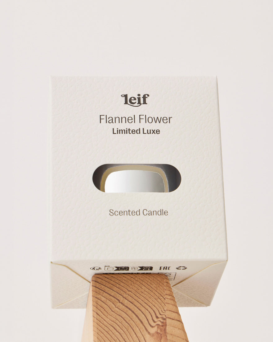 Limited Luxe: Flannel Flower Candle