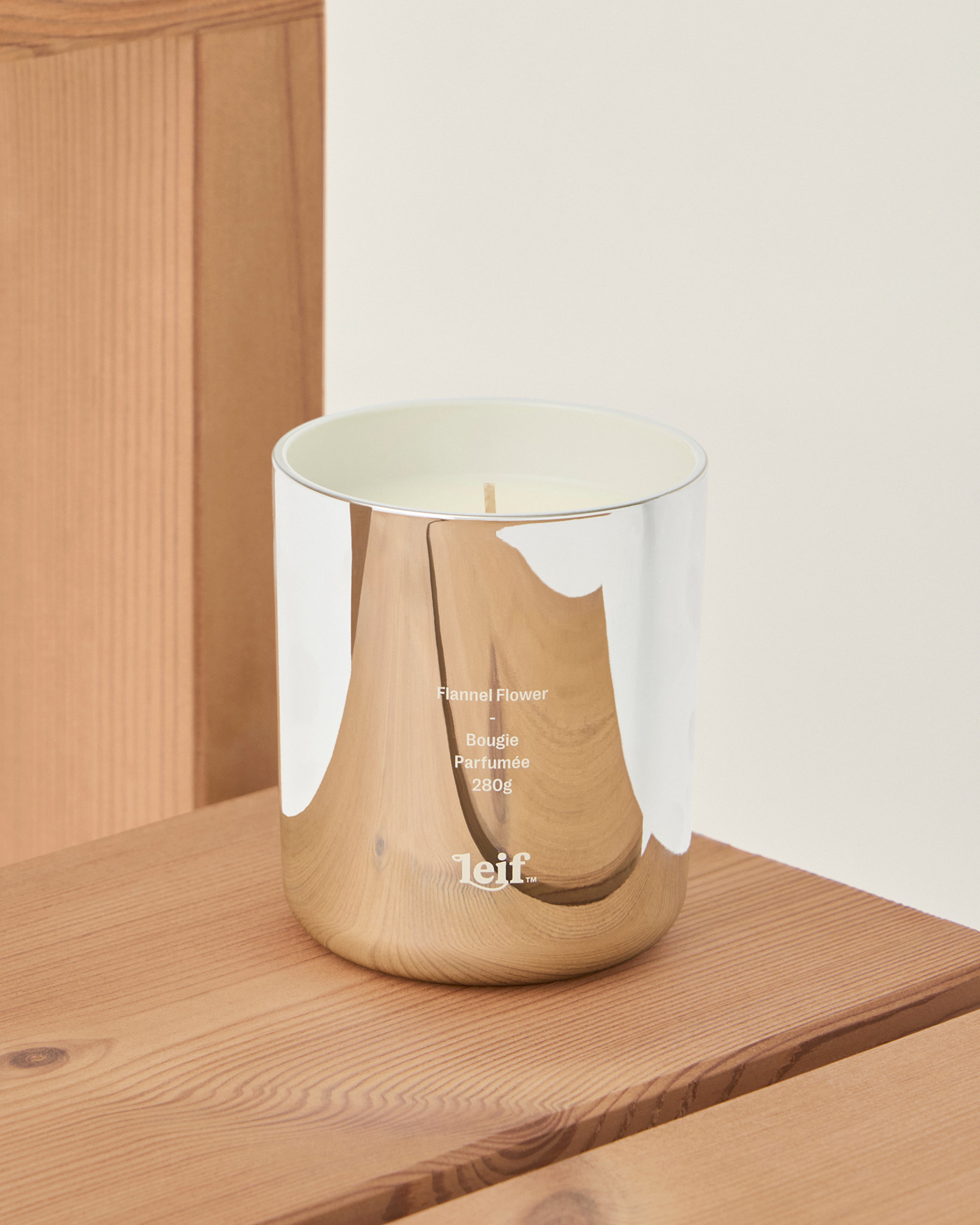 Limited Luxe: Flannel Flower Candle